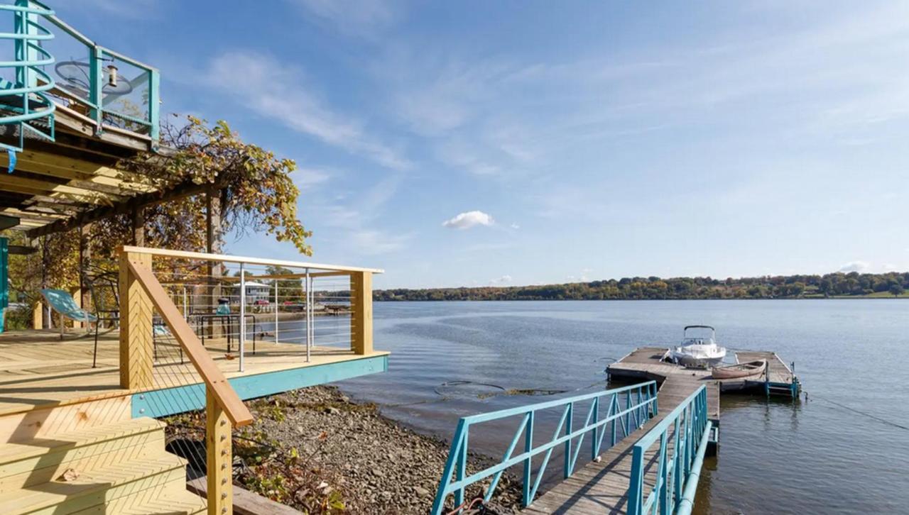 Hudson Riverfront Home Catskill Exterior photo