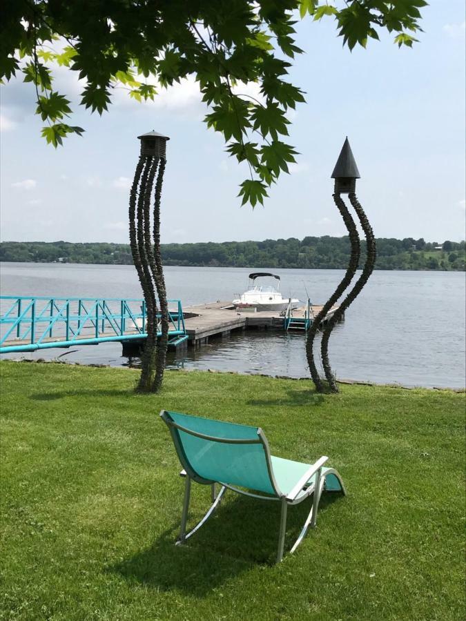 Hudson Riverfront Home Catskill Exterior photo