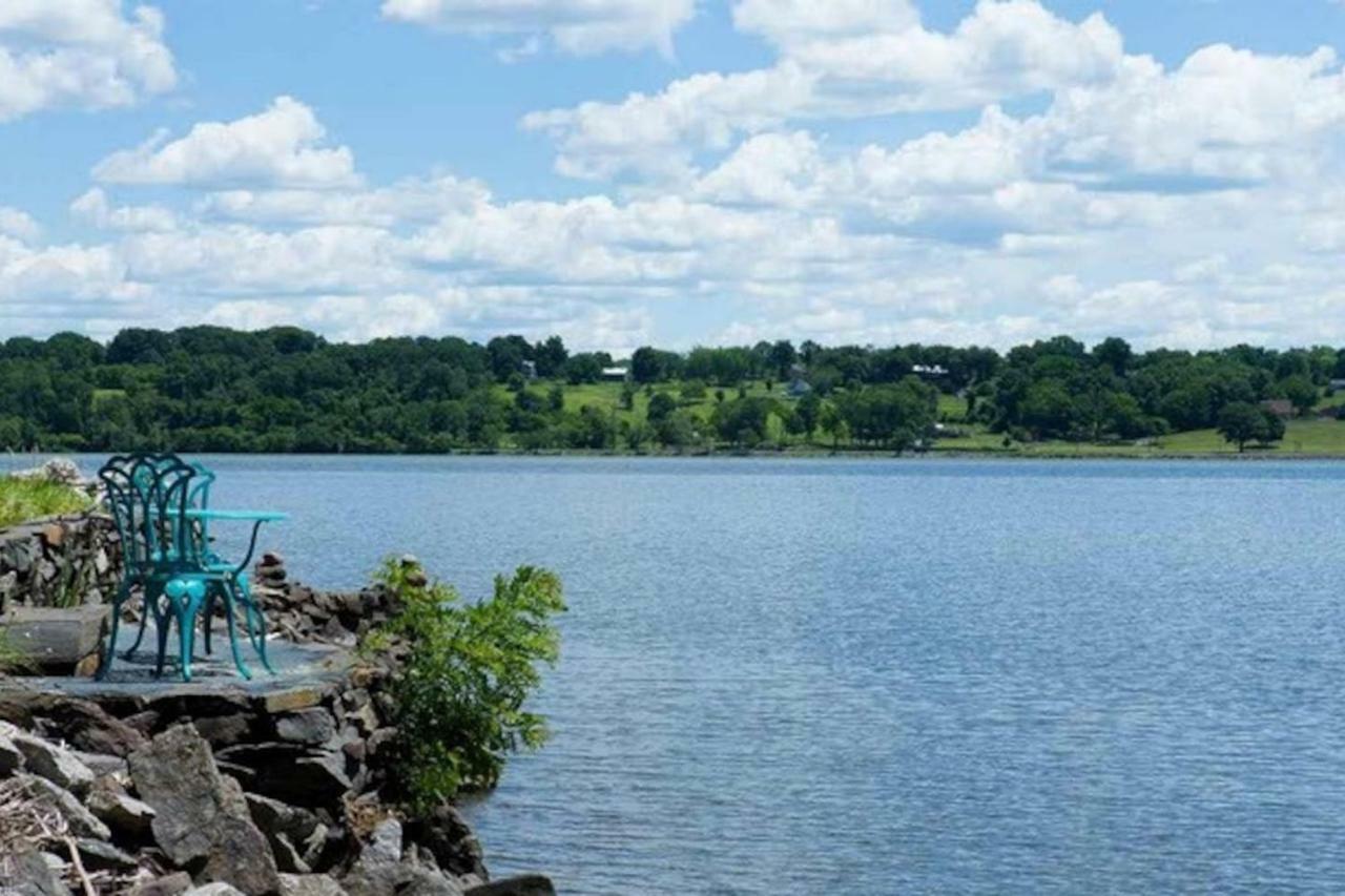 Hudson Riverfront Home Catskill Exterior photo